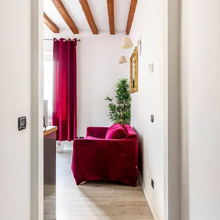 Lovely Brera Apartament *